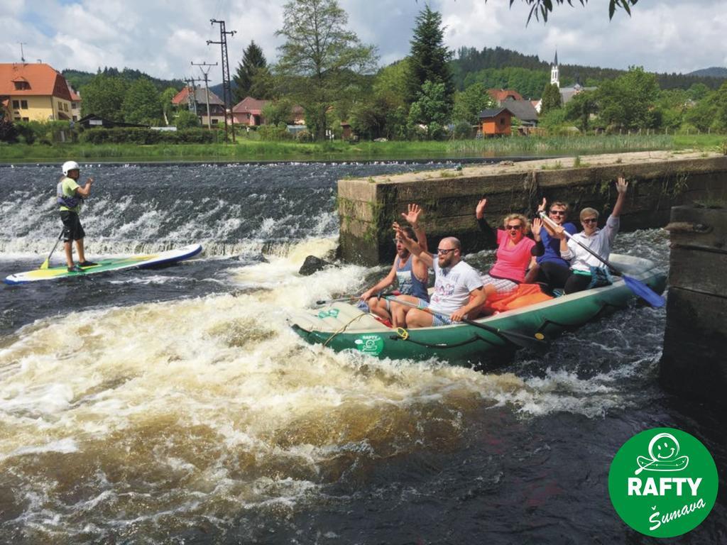 Hotel Sumava วิชชีโบรด ภายนอก รูปภาพ